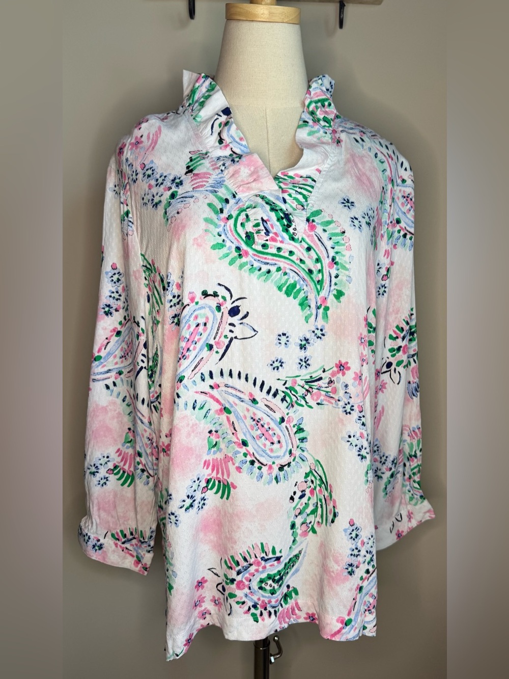 Crown & Ivy Paisley Ruffle Neck Floral Top sz XL
